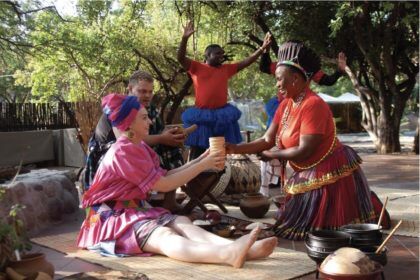 activities-becks-safari-lodge-karongwe-portfolio-traditional-evening-dinner